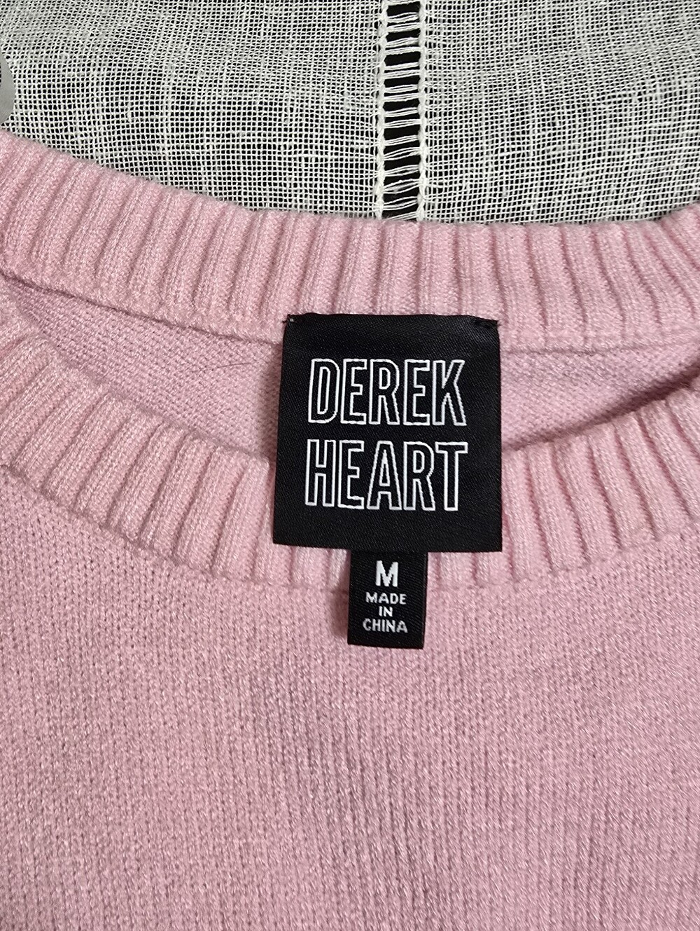 Derek Heart Pink Doodle Poodle Puppy Dog Sweater Size Medium Women’s Crewneck - Picture 15 of 16